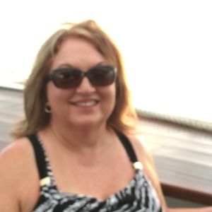 Meet your Posher, Pam